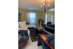 2390 Andrews Valley Dr, Kissimmee, FL 34758, Sold 12/20/21