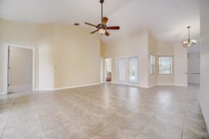 2301 Foxboro Ct, Kissimmee, FL 34746, Sold 12/16/21