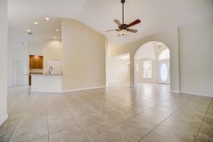 2301 Foxboro Ct, Kissimmee, FL 34746, Sold 12/16/21