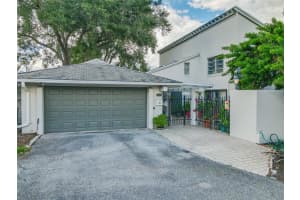 5318 Cypress Creek Dr, Orlando, FL 32811, Sold 12/09/21