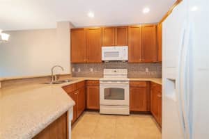 3472 Victoria Pines Dr, Orlando, FL 32829, Sold 12/14/21