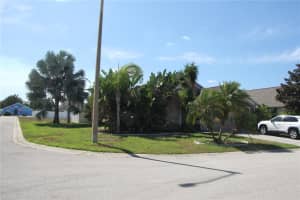 209 Delancey Dr, Davenport, FL 33837, Sold 11/24/21