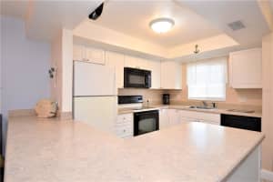 201 St Lucie Ln, Cocoa Beach, FL 32931, Sold 11/15/21