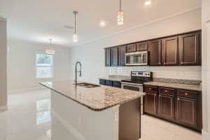 3990 Night Heron Dr, Sanford, FL 32773, Sold 11/30/21