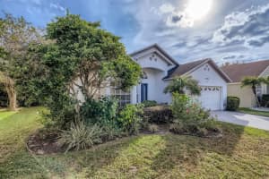 5662 Rywood Dr, Orlando, FL 32810, Sold 11/29/21