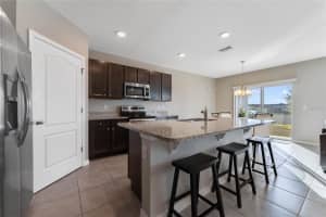 2432 White Poppy Dr, Kissimmee, FL 34747, Sold 12/01/21