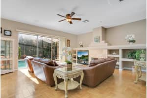 8588 Summerville Pl, Orlando, FL 32819, Sold 12/17/21