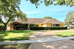 4521 Woodlands Village Dr, Orlando, FL 32835, Sold 12/07/21