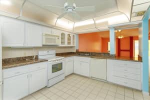 2 Escondido Cir, Altamonte Springs, FL 32701, Sold 03/03/22