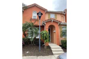5164 Regatta Dr, Kissimmee, FL 34746, Sold 12/10/21