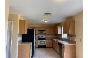 1942 Knollcrest Dr, Clermont, FL 34711, Sold 12/08/21
