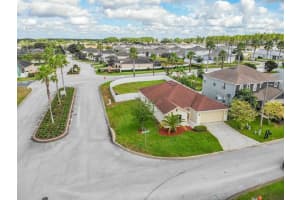 448 Elderberry Dr, Davenport, FL 33897, Sold 12/06/21