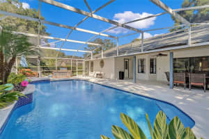 1009 Pine Shadow Dr, Apopka, FL 32712, Sold 12/10/21