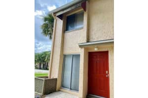 4113 S Semoran Blvd, Orlando, FL 32822, Sold 03/01/22