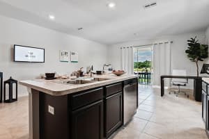 105 Feltrim Reserve Blvd, Davenport, FL 33837, Sold 03/31/22