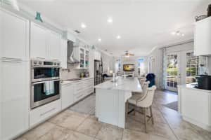 14338 Hampshire Bay Cir, Winter Garden, FL 34787, Sold 01/07/22
