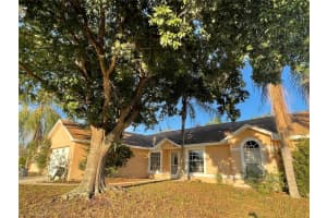702 Loma Bonita Dr, Davenport, FL 33837, Sold 01/01/22