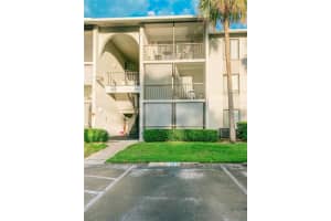 925 Pine Ridge Cir, Sanford, FL 32773, Sold 01/10/22