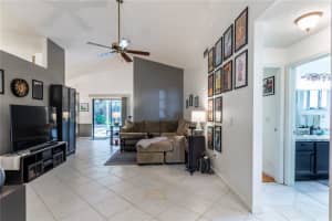 2118 Grasmere Dr, Apopka, FL 32703, Sold 12/22/21