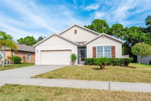 347 Admiralty Ct, Edgewater, FL 32141, Sold 01/31/22