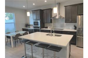 2898 Gipper Cir, Sanford, FL 32773, Sold 12/06/21