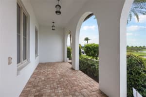 8931 Lakeshore Pointe Dr, Winter Garden, FL 34787, Sold 01/12/22