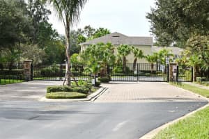 2667 River Landing Dr, Sanford, FL 32771, Sold 11/22/21