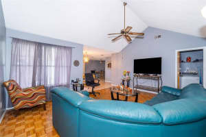 3434 Coachlight Dr, Kissimmee, FL 34741, Sold 01/17/22