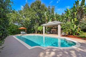 9579 Westover Club Cir, Windermere, FL 34786, Sold 12/08/21