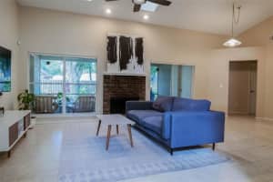 1349 Dutch Elm Dr, Altamonte Springs, FL 32714, Sold 12/06/21