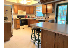 8506 Suburban Dr, Orlando, FL 32829, Sold 12/14/21