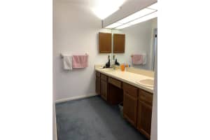 8506 Suburban Dr, Orlando, FL 32829, Sold 12/14/21