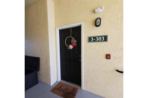 2718 Maitland Crossing Way, Orlando, FL 32810, Sold 12/06/21
