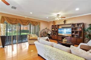 3196 Oak Brook Ln, Eustis, FL 32736, Sold 03/28/22