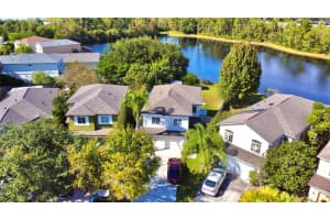 2175 Heathwood Cir, Orlando, FL 32828, Sold 12/22/21