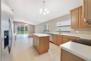 6268 Buford St, Orlando, FL 32835, Sold 12/07/21