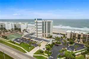 5207 S Atlantic Ave, New Smyrna Beach, FL 32169, Sold 12/23/21