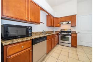 1091 David Walker Dr, Tavares, FL 32778, Sold 02/18/22