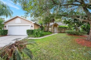 3732 Running Deer Dr, Orlando, FL 32829, Sold 12/23/21