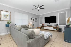 223 Venetian Bay Cir, Sanford, FL 32771, Sold 01/06/22