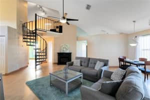 10461 Glassborough Dr, Orlando, FL 32825, Sold 12/10/21