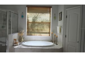 2958 Dunhill Cir, Lakeland, FL 33810, Sold 01/04/22