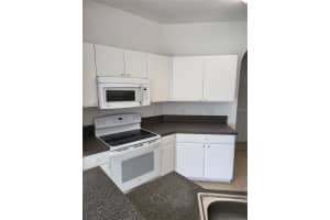 1012 Pipers Cay Dr, West Palm Beach, FL 33415, Sold 02/03/22