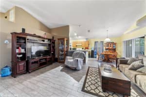400 Royal Ridge Dr, Davenport, FL 33837, Sold 12/17/21