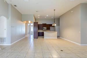 316 Burchington Dr, DeBary, FL 32713, Sold 03/03/22