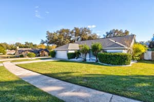 6902 Oakmore Ln, Orlando, FL 32818, Sold 02/07/22