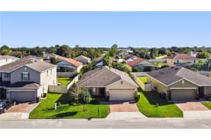 122 Vitoria Rd, Davenport, FL 33837, Sold 12/23/21