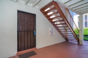 528 Orange Dr, Altamonte Springs, FL 32701, Sold 01/18/22