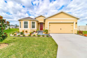 452 Tallow Wood Cir, DeBary, FL 32713, Sold 12/29/21