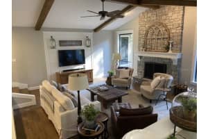 2850 Berwick Dr, Tarpon Springs, FL 34688, Sold 01/10/22